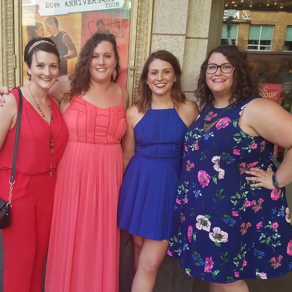 Meet your Posher, Amanda - Picture 1 of 1